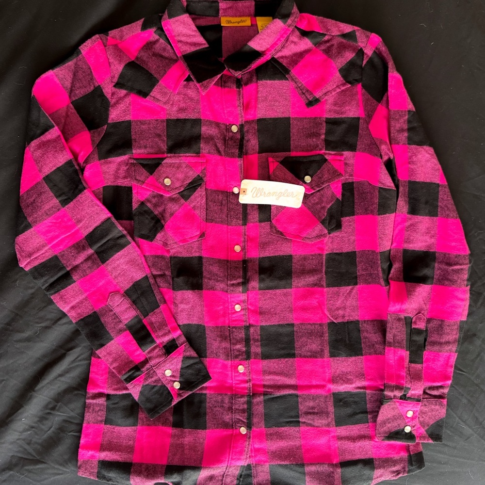 Wrangler Womens Pink and Black Plaid Shirt